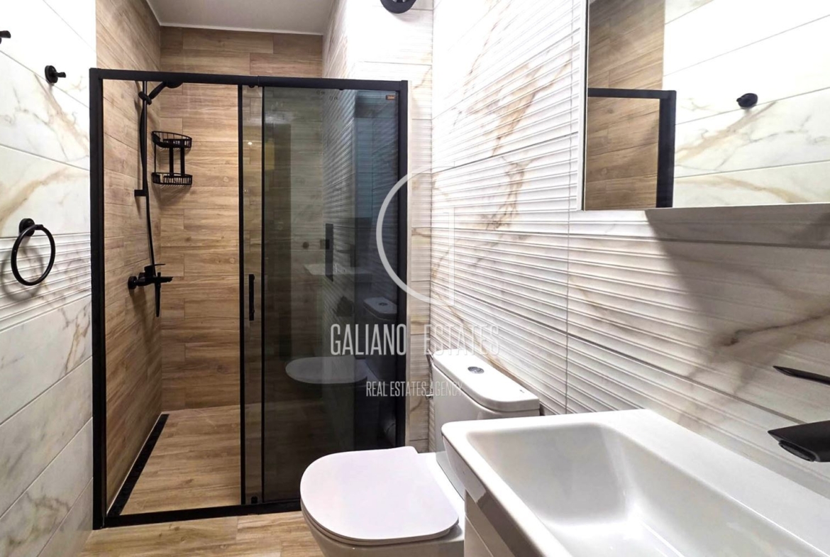 Ексклузивно! Уникален двустаен апартамент в ж.к. Разсадника - 0