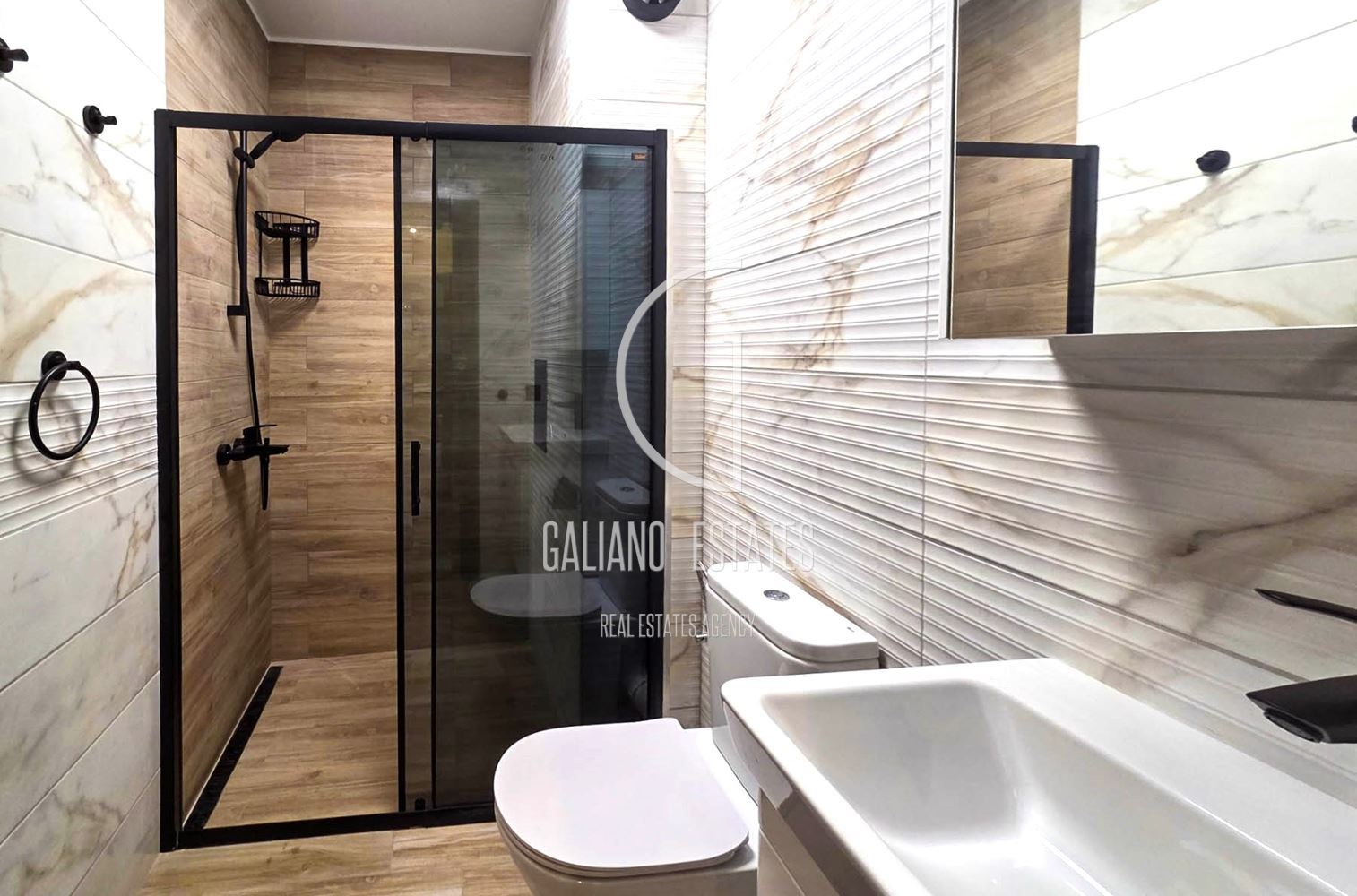 Ексклузивно! Уникален двустаен апартамент в ж.к. Разсадника - 0