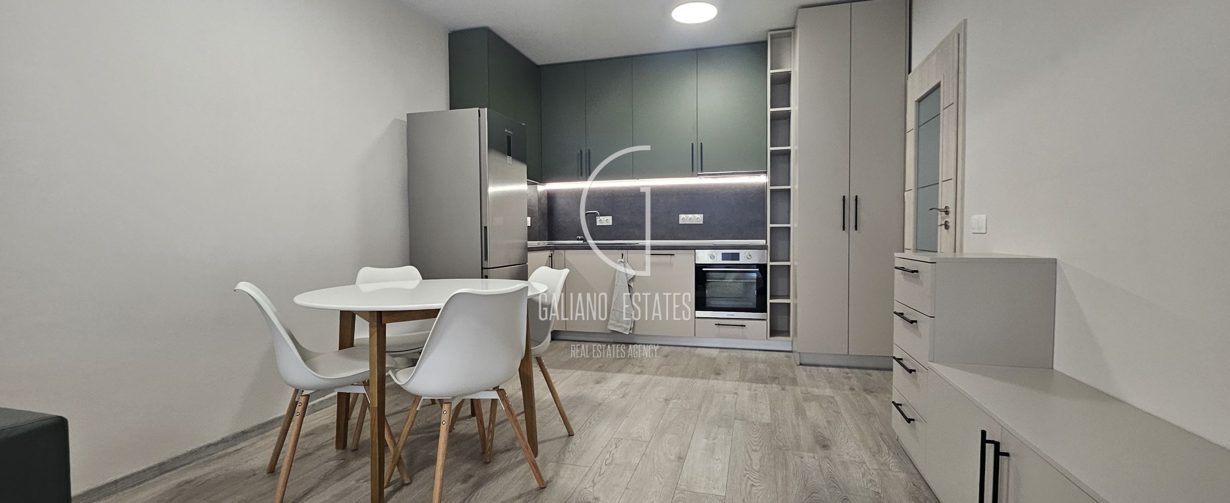 Модерен двустаен апартамент в кв. Полигона - 0