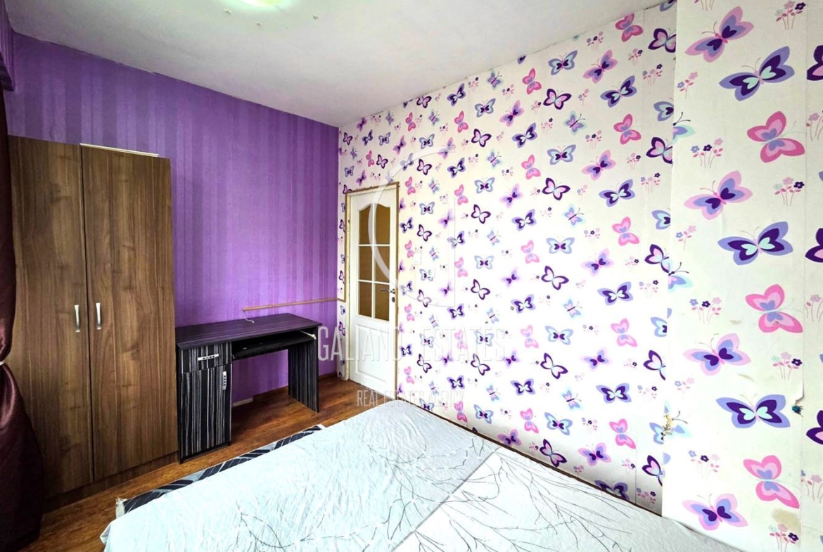 Уютен двустаен апартамент в жк. "Хаджи Димитър" - 0