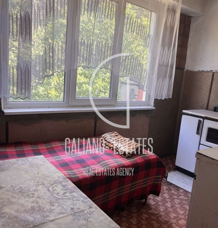 Ексклузивно! Просторен двустаен апартамент с възможност за преустройство в тристаен – Годеч, център - 0