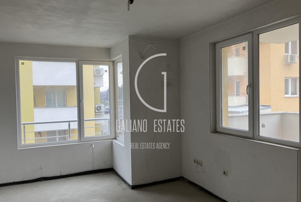 Тристаен апартамент в кв. Манастирски ливади - 0