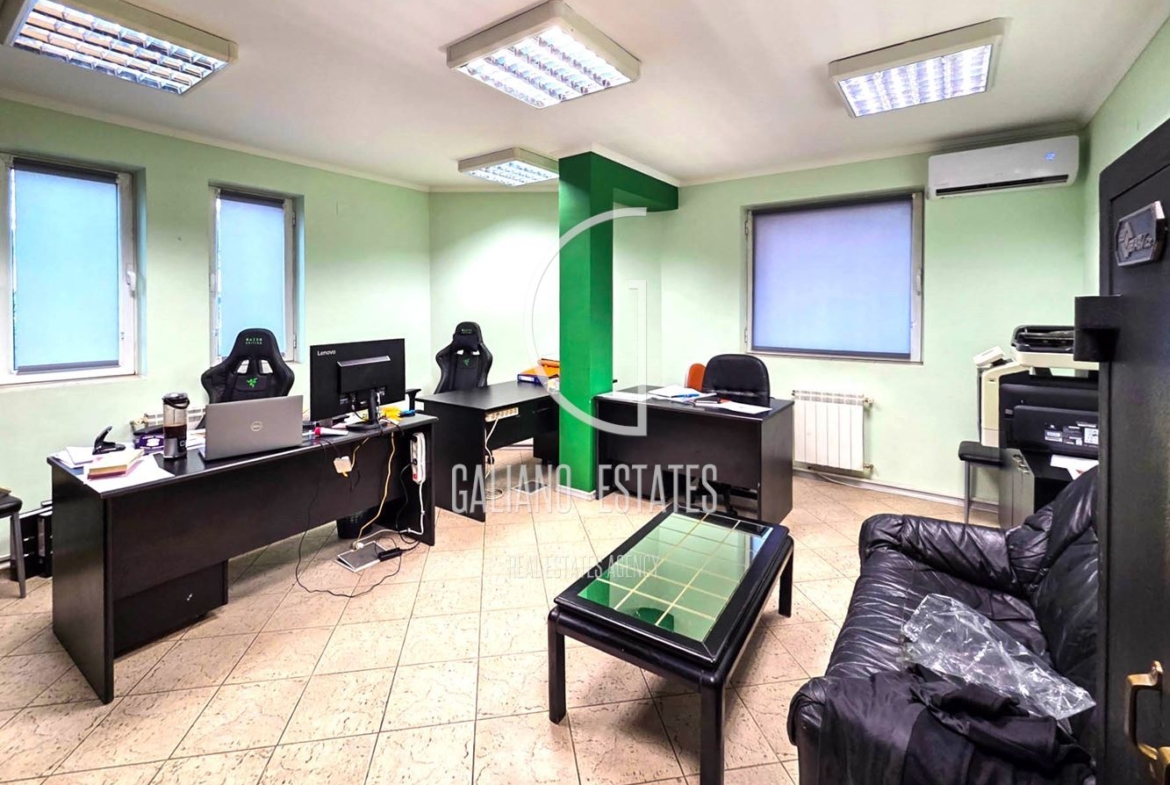 Елегантен офис с отлична локация в кв. Витоша - 0