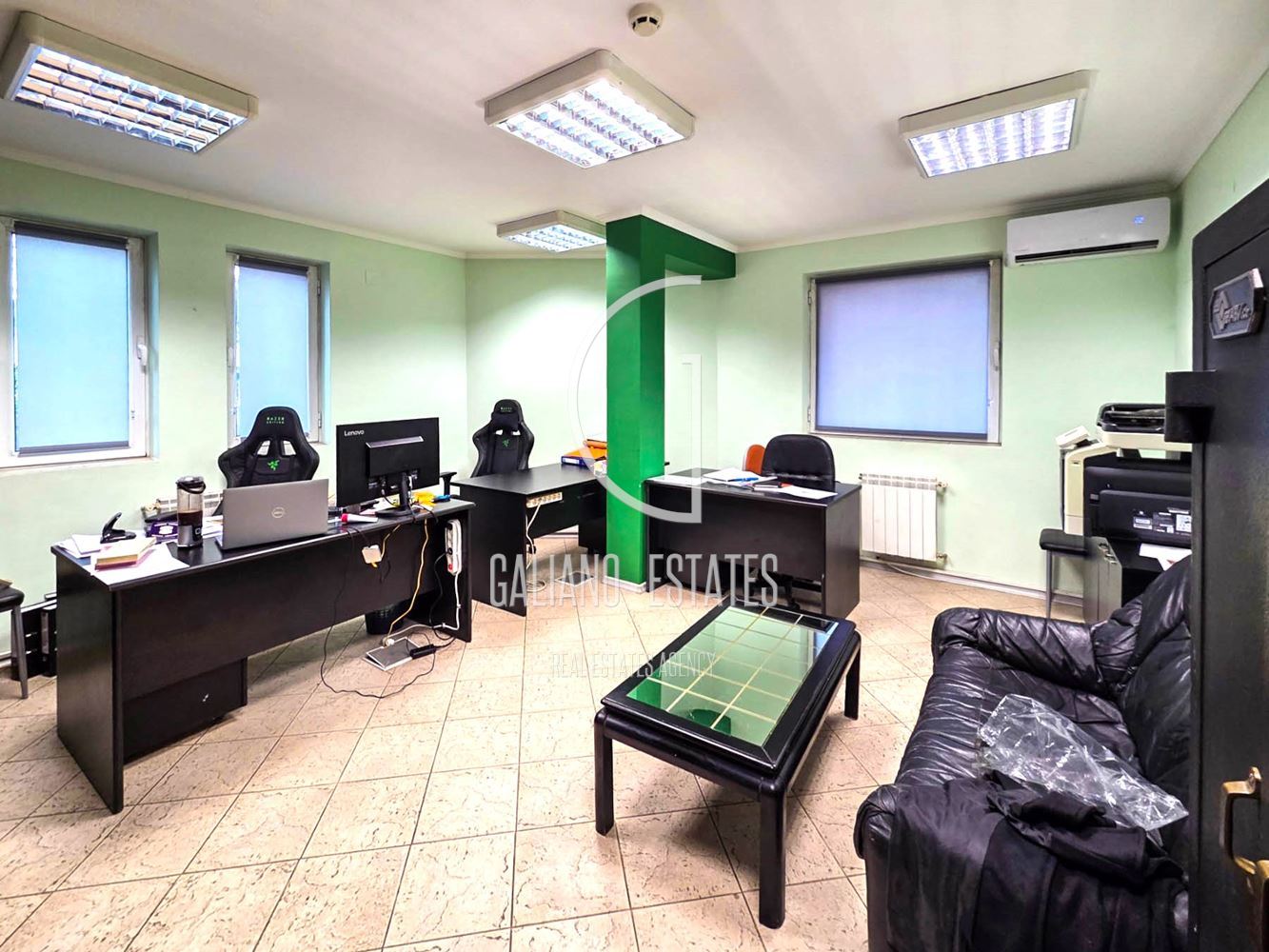 Елегантен офис с отлична локация в кв. Витоша - 0