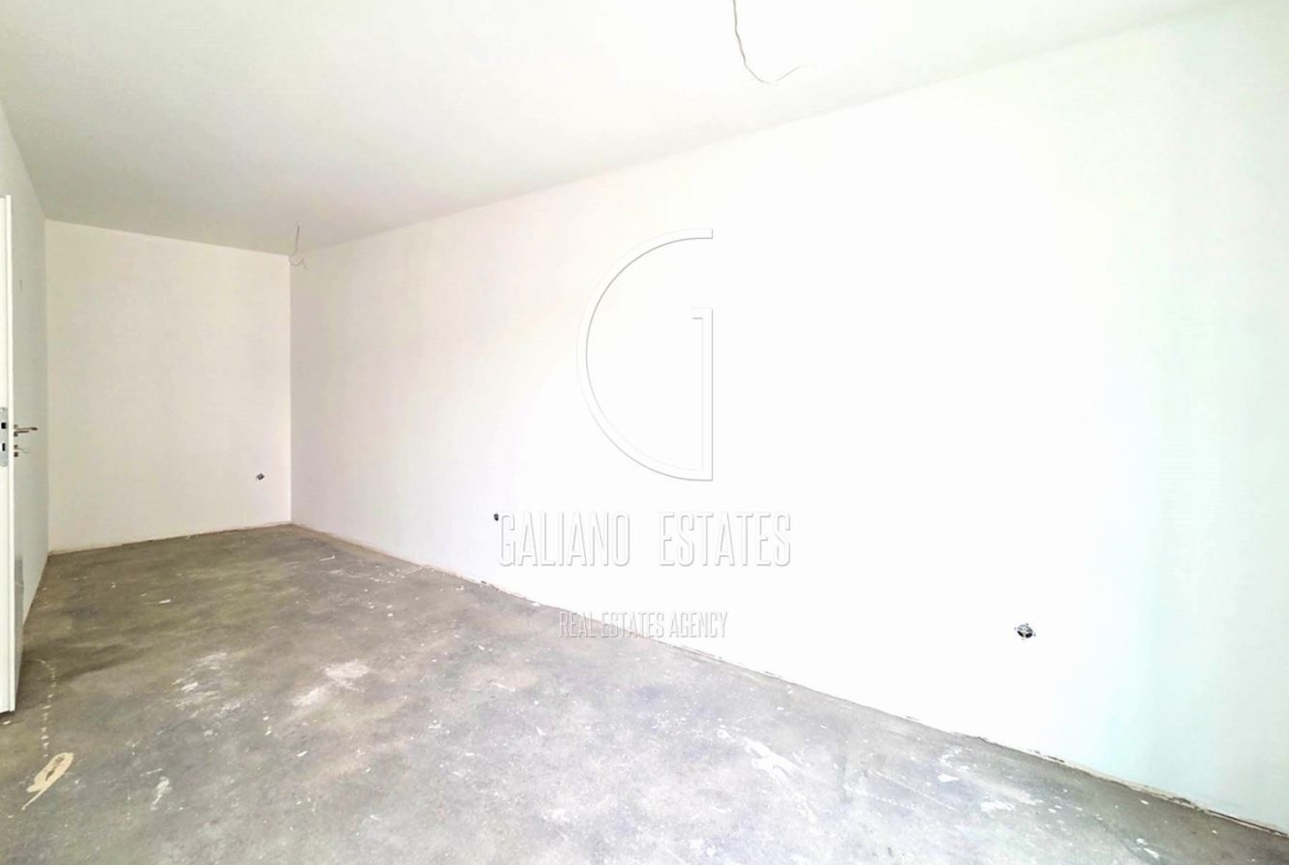 Светъл тристаен апартамент с АКТ 16 в кв. Малинова долина - 0