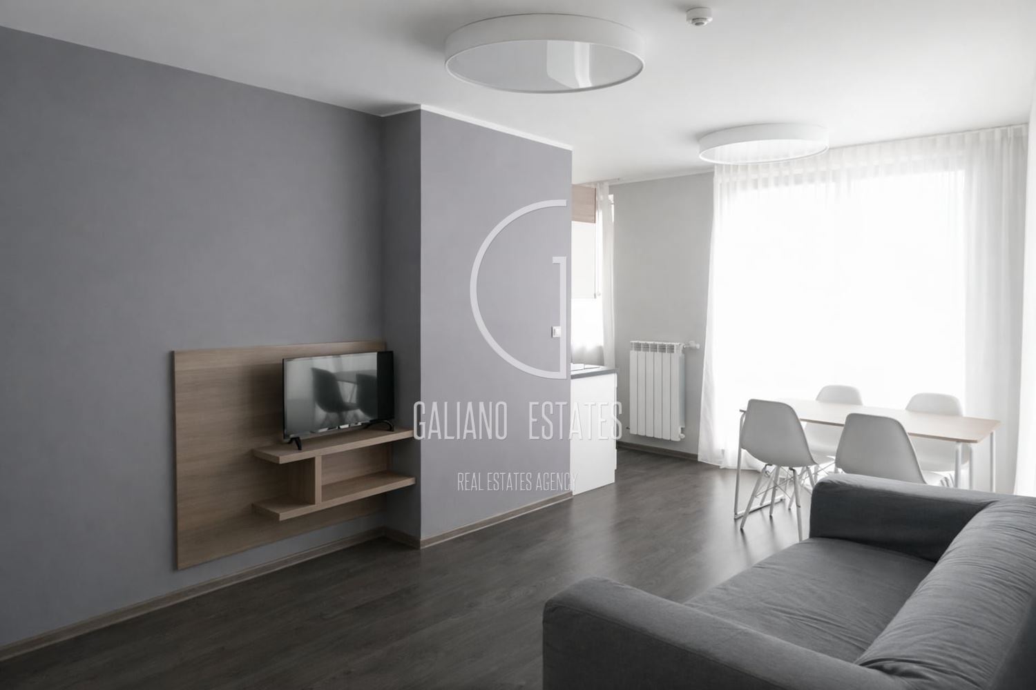 Уютен тристаен апартамент до УНСС-0 Уютен тристаен апартамент до УНСС - 0