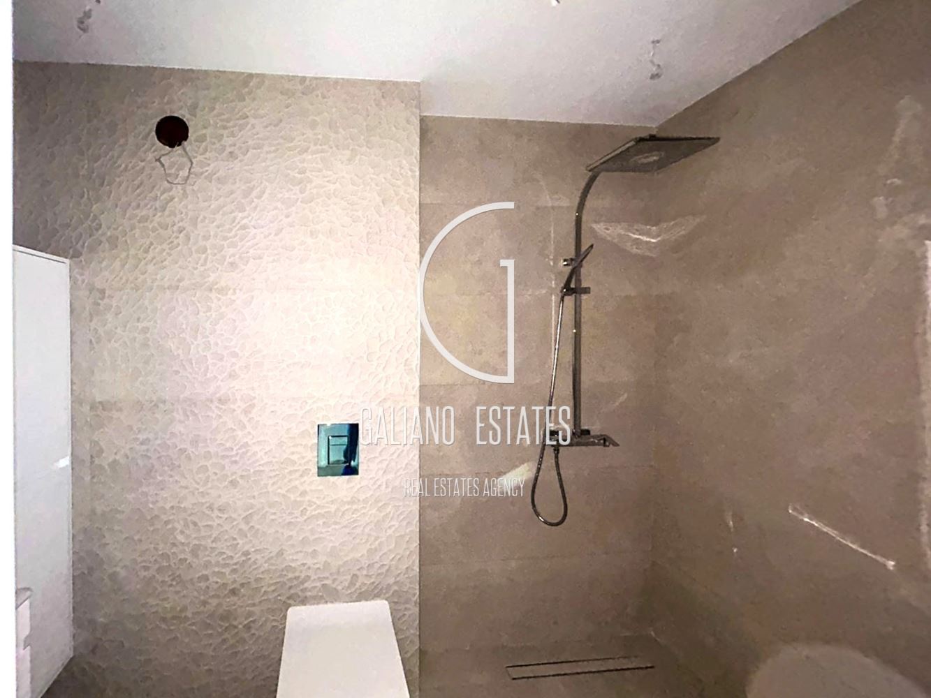 Светъл тристаен апартамент с АКТ 16 в кв. Малинова долина - 0