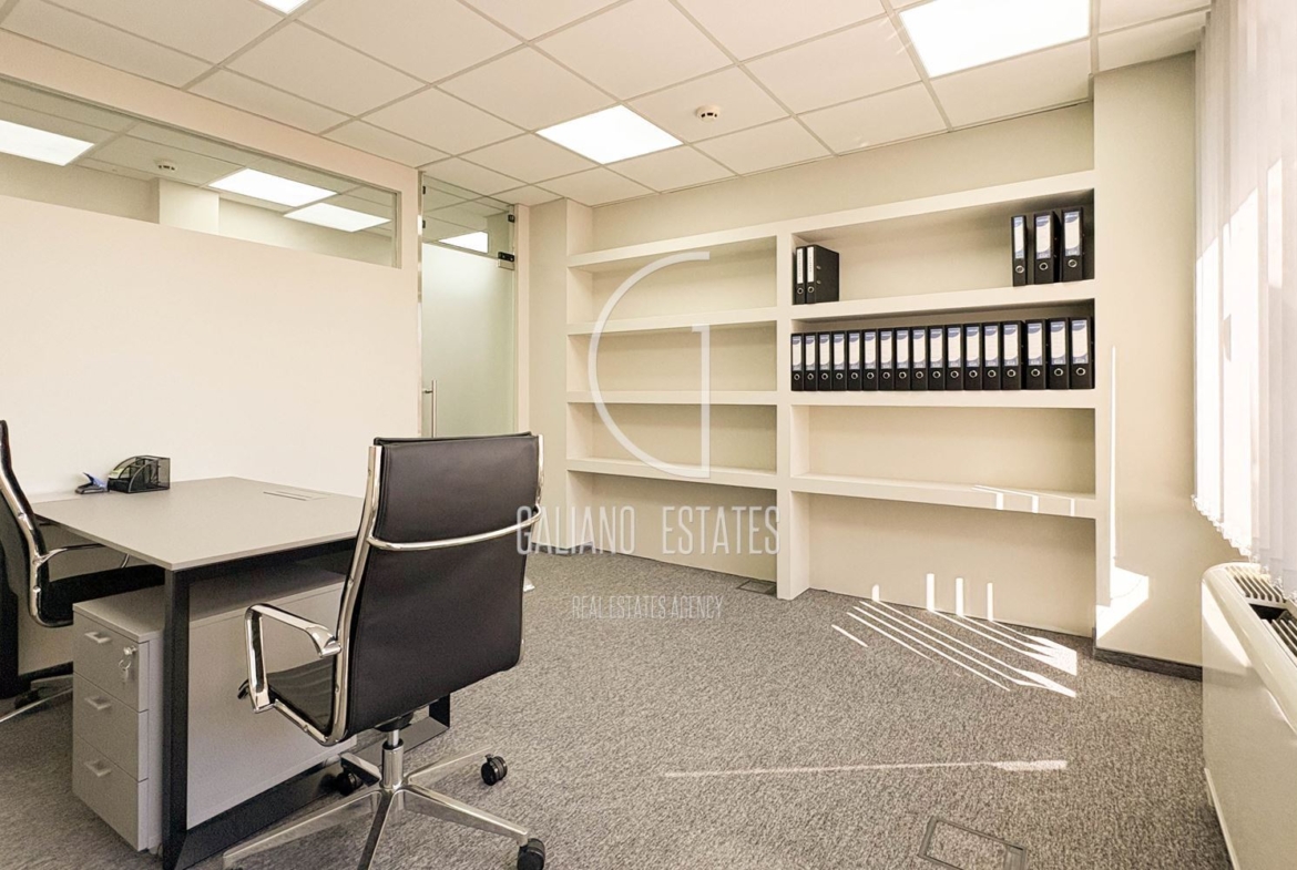 Офис в бизнес сграда до метростанция Жолио Кюри - 0