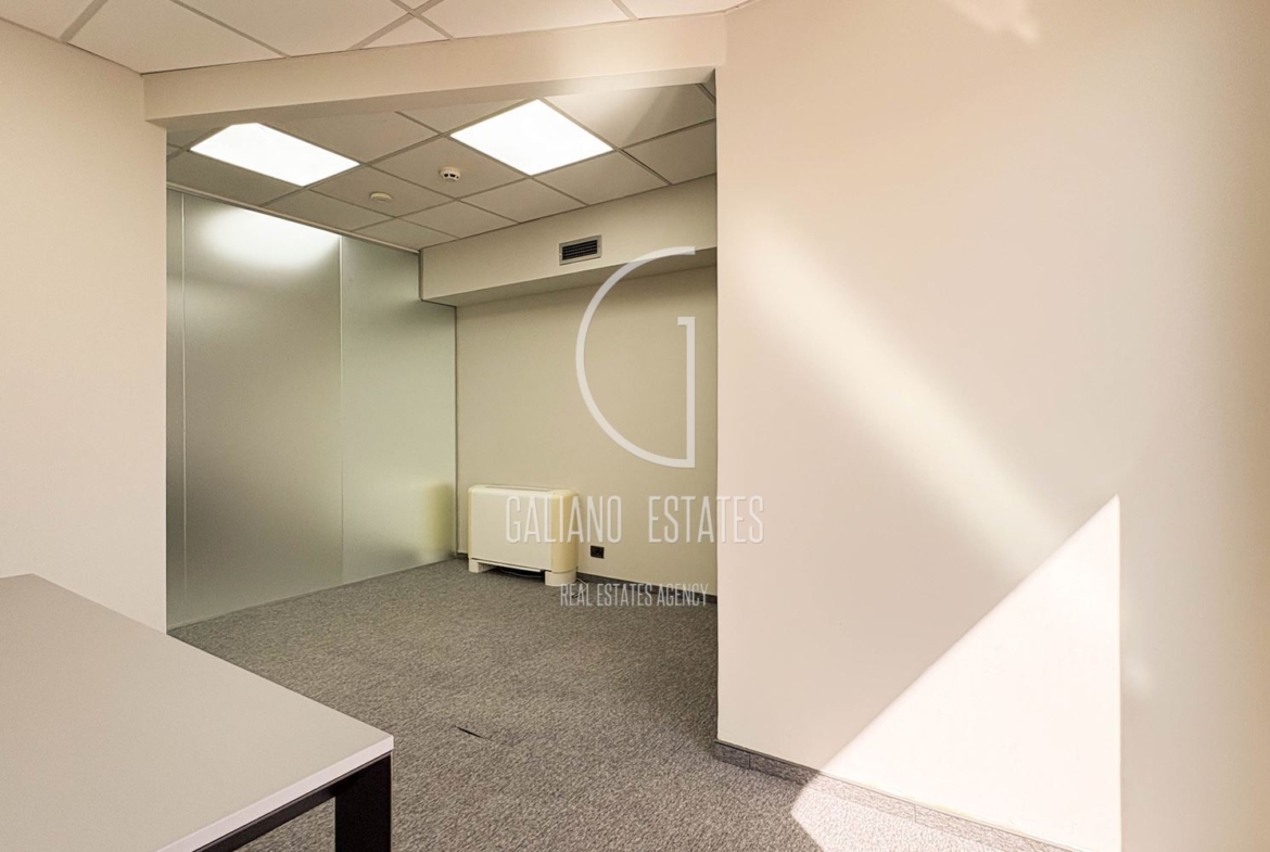 Офис в бизнес сграда до метростанция Жолио Кюри - 0