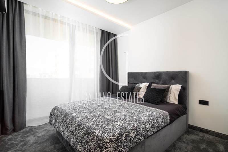 Елегантен тристаен апартамент с дизайнерско обзавеждане и паркомясто в кв. Витоша - 0