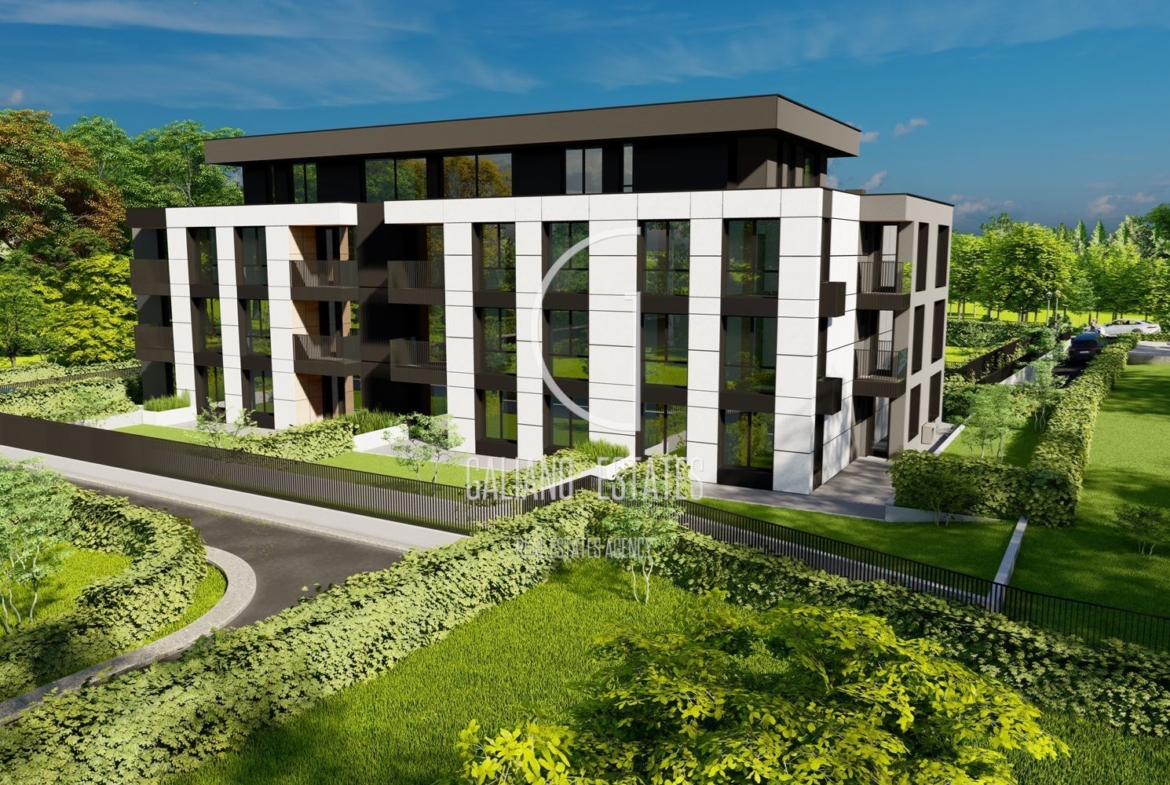 Слънчев тристаен апартамент в м-т Гърдова глава - 0