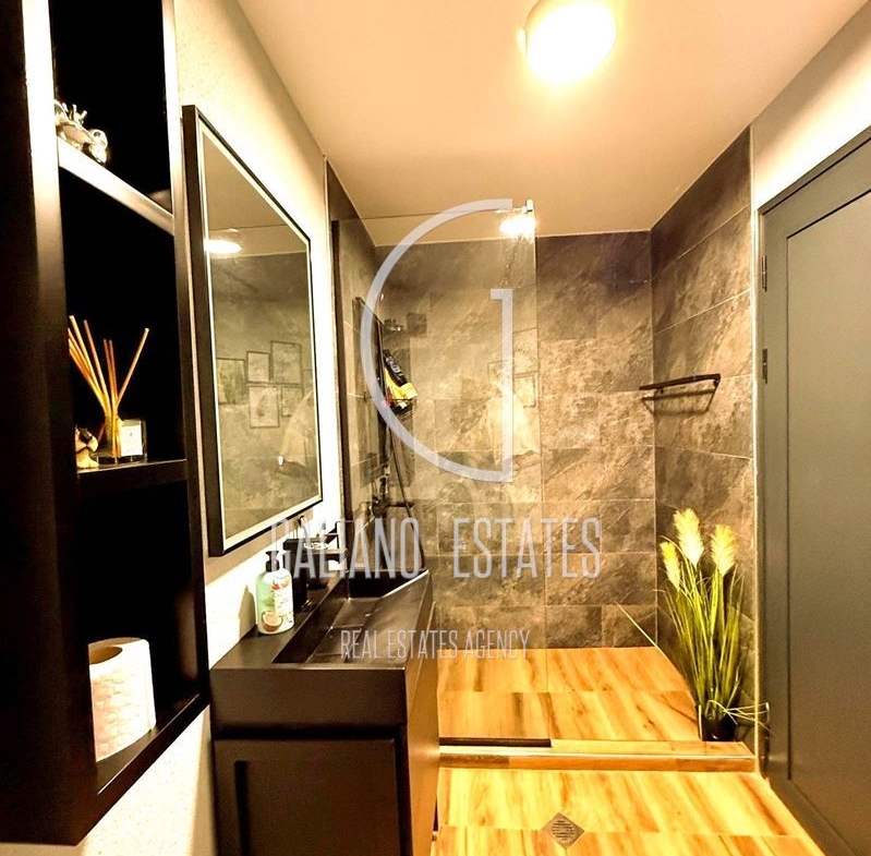 Просторен тристаен апартамент с панорамна тераса в кв. Овча купел - 0