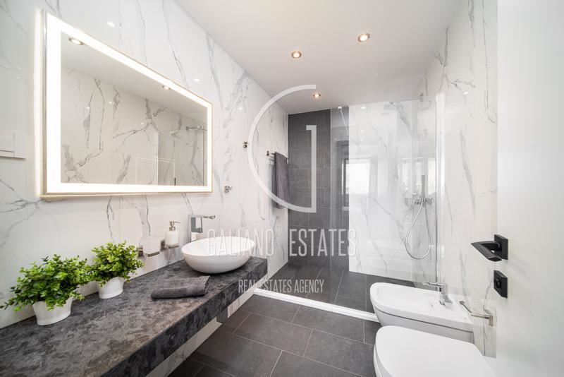 Елегантен тристаен апартамент с дизайнерско обзавеждане и паркомясто в кв. Витоша - 0