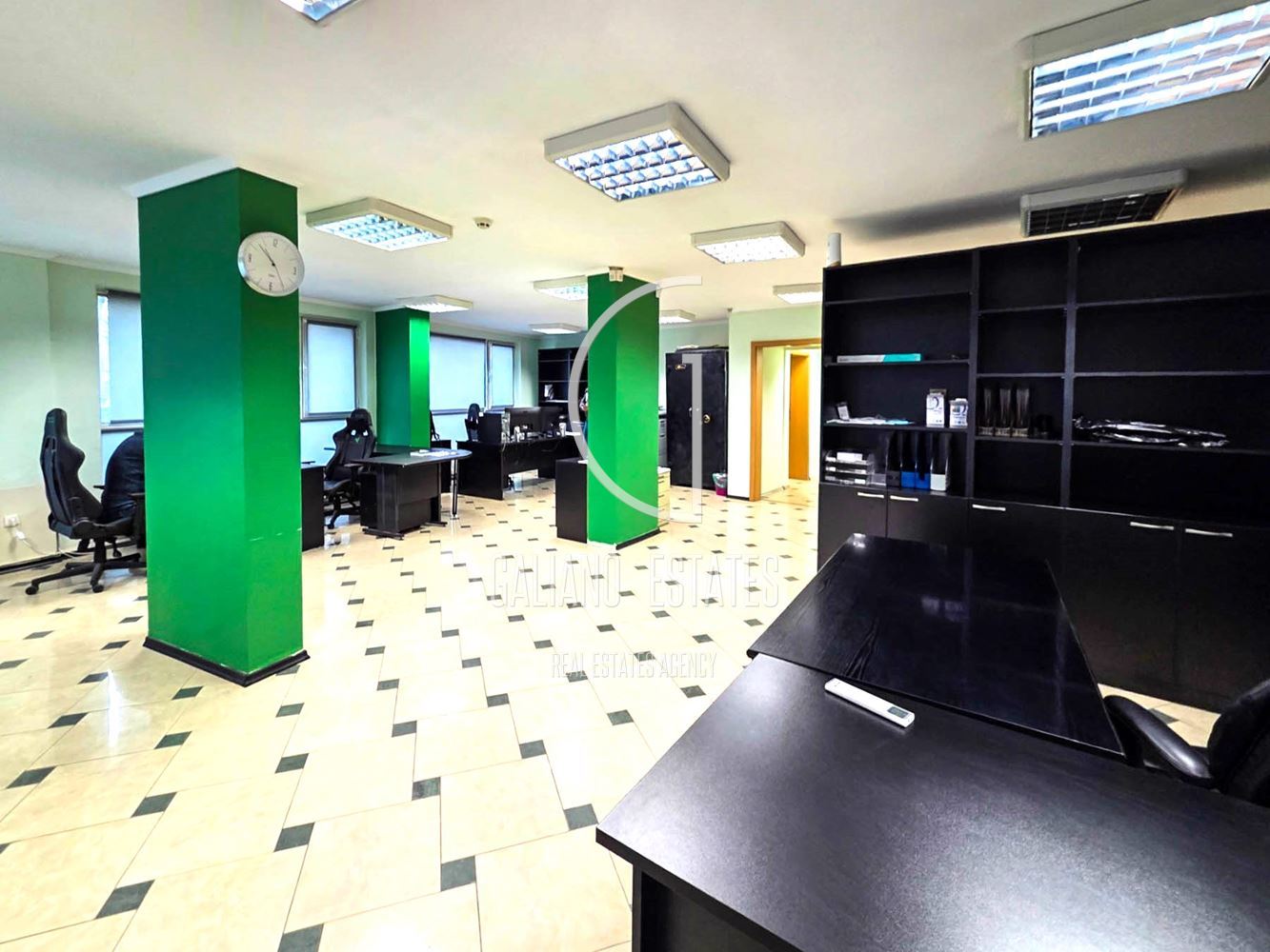 Елегантен офис с отлична локация в кв. Витоша - 0