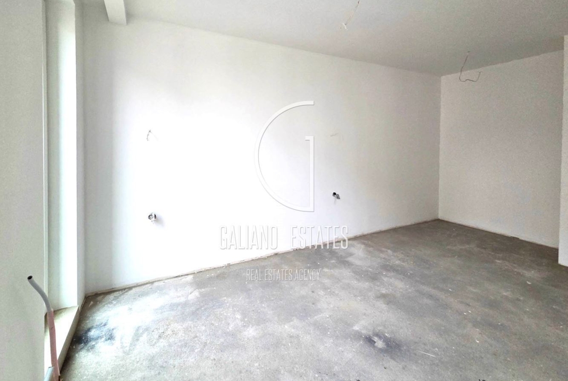 Светъл тристаен апартамент с АКТ 16 в кв. Малинова долина - 0