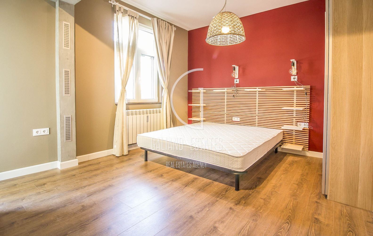 Просторен апартамент в Докторски паметник - 0