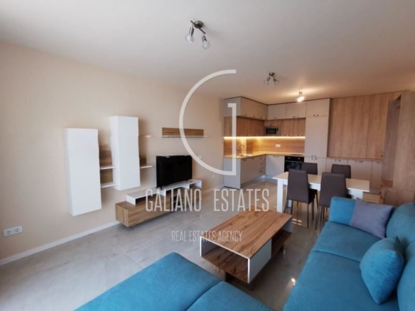 Слънчев двустаен апартамент под наем - 0