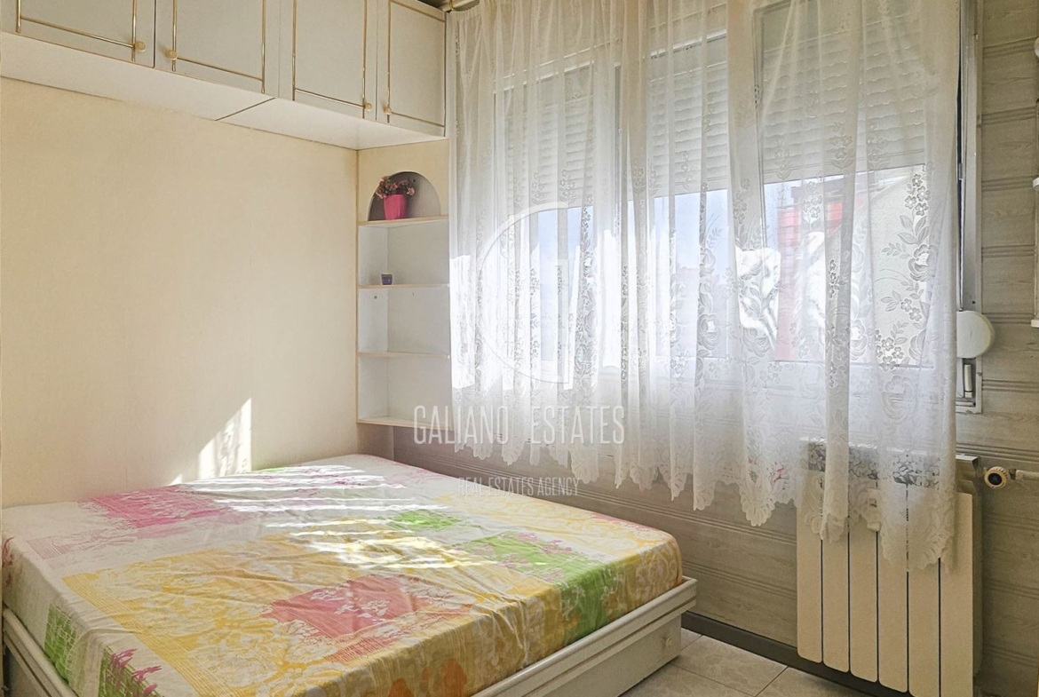 Слънчев двустаен апартамент в жк. "Младост 3" - 0