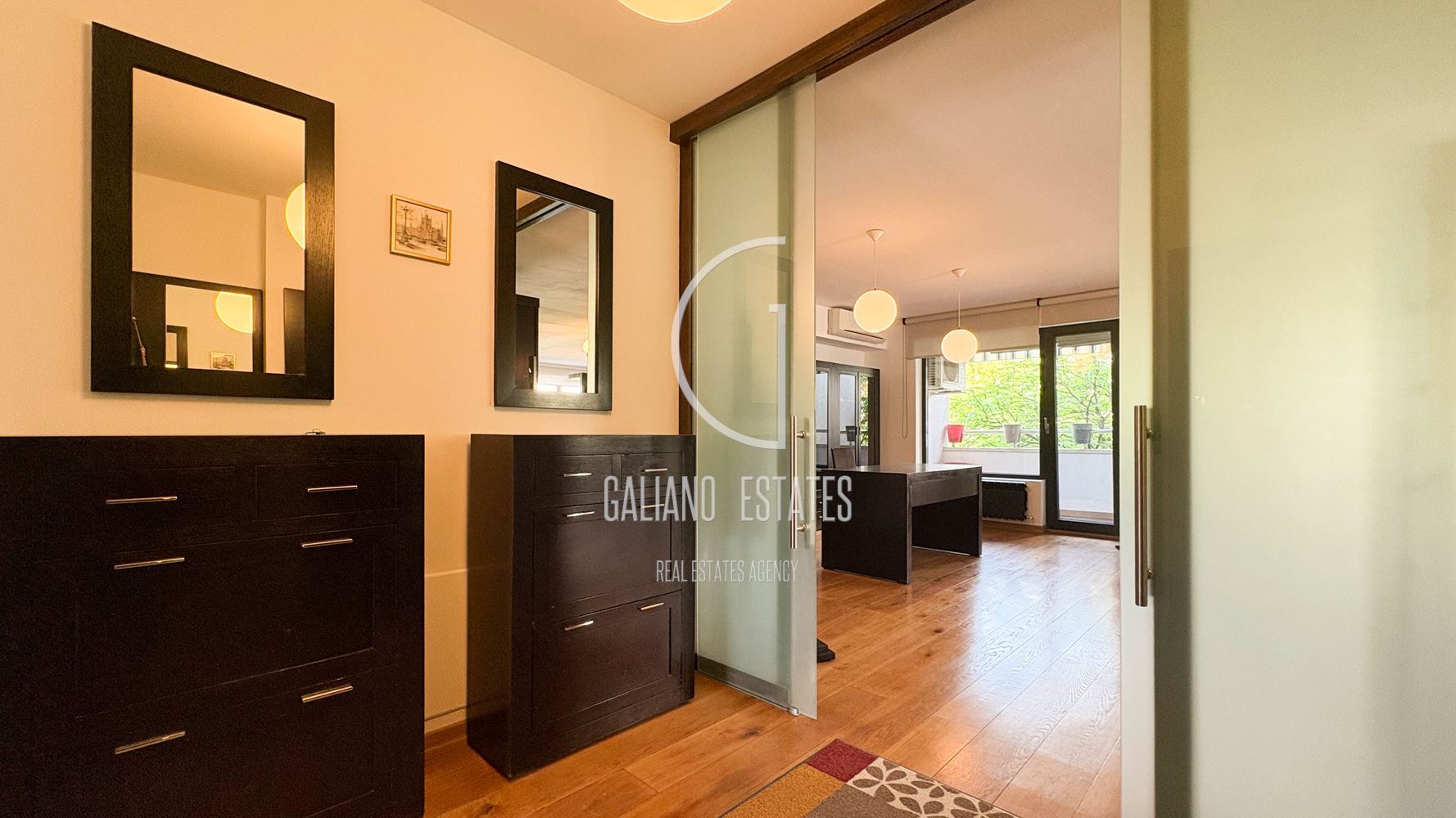 Многостаен апартамент до Южен парк - 0