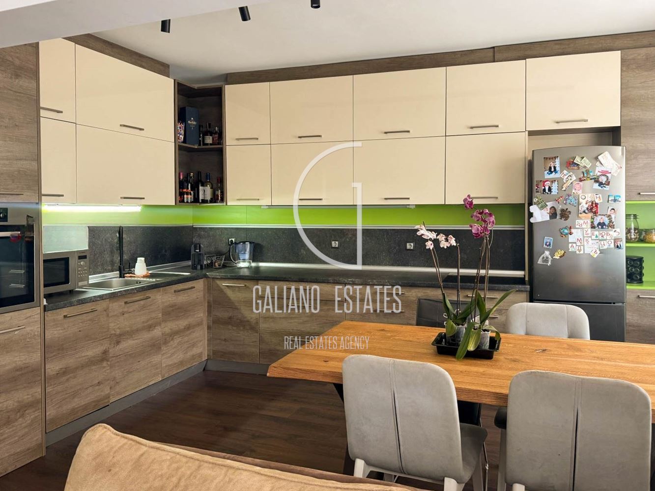 Стилен четиристаен апартамент под наем кв. Гео Милев-0 Стилен четиристаен апартамент под наем кв. Гео Милев - 0