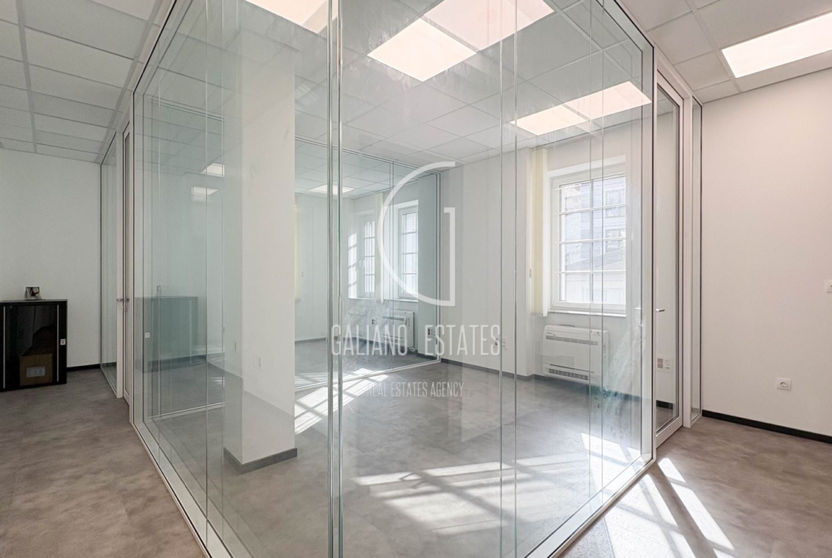 Атрактивен имот със статут на офис до Метростанция Сердика - 0