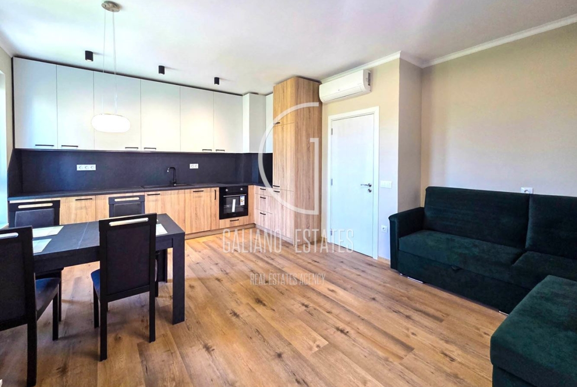 Дизайнерски двустаен апартамент с гараж в ж.к. Сухата река - 0