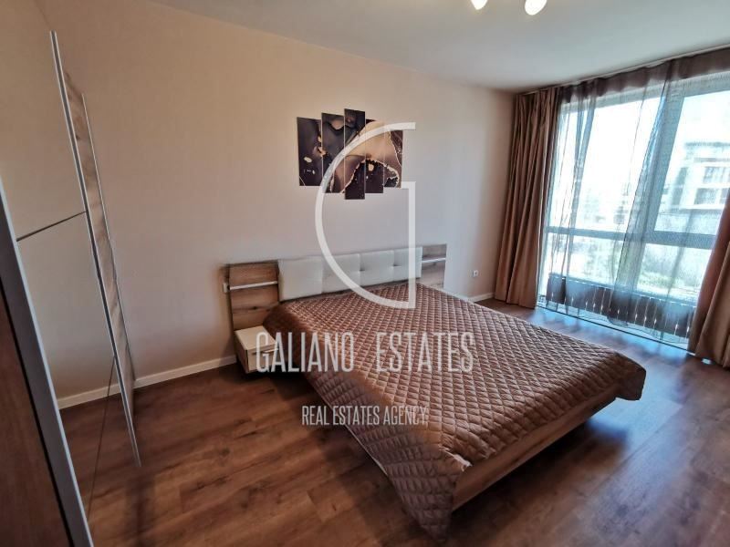 Слънчев двустаен апартамент под наем - 0