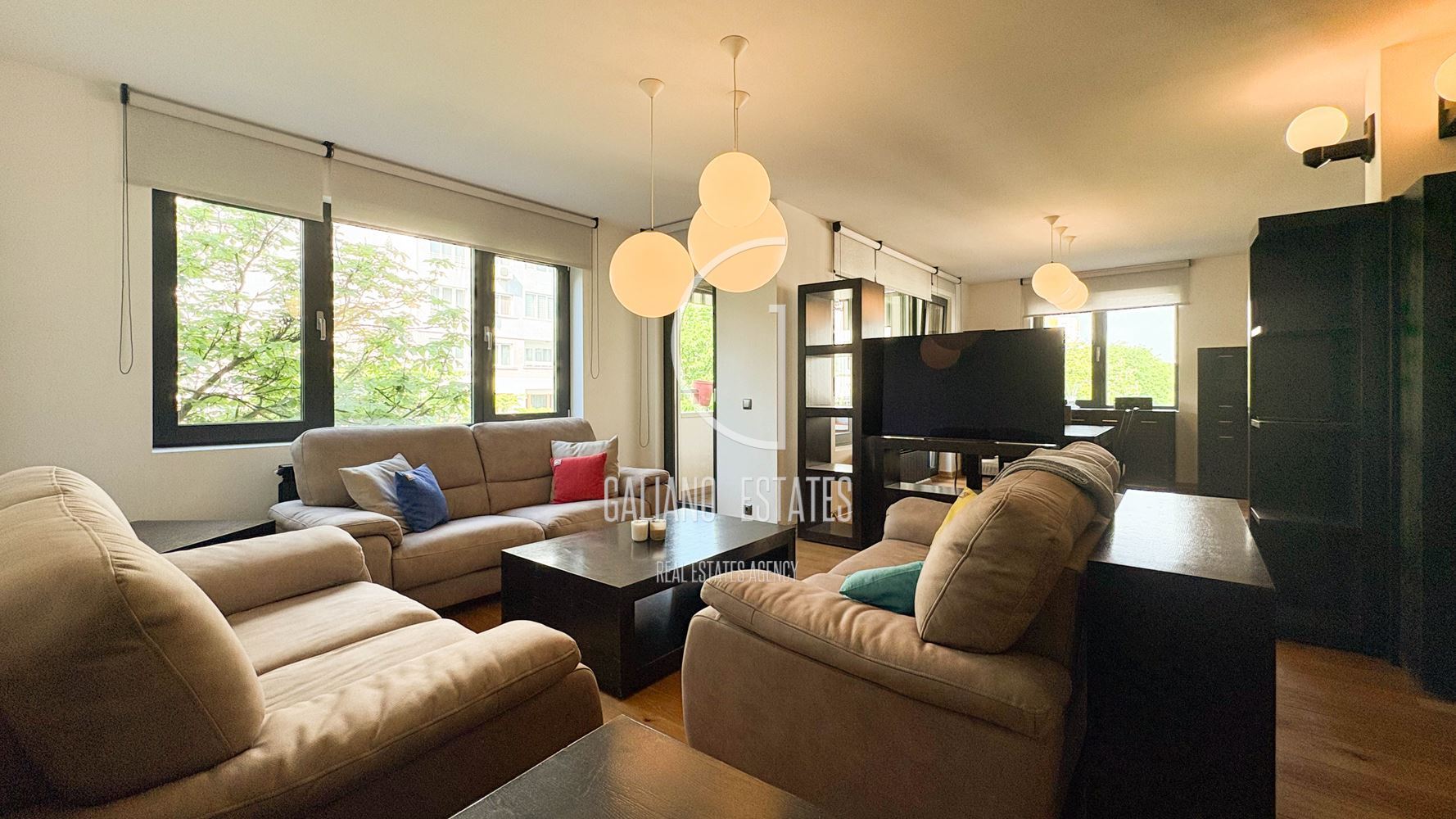 Многостаен апартамент до Южен парк - 0