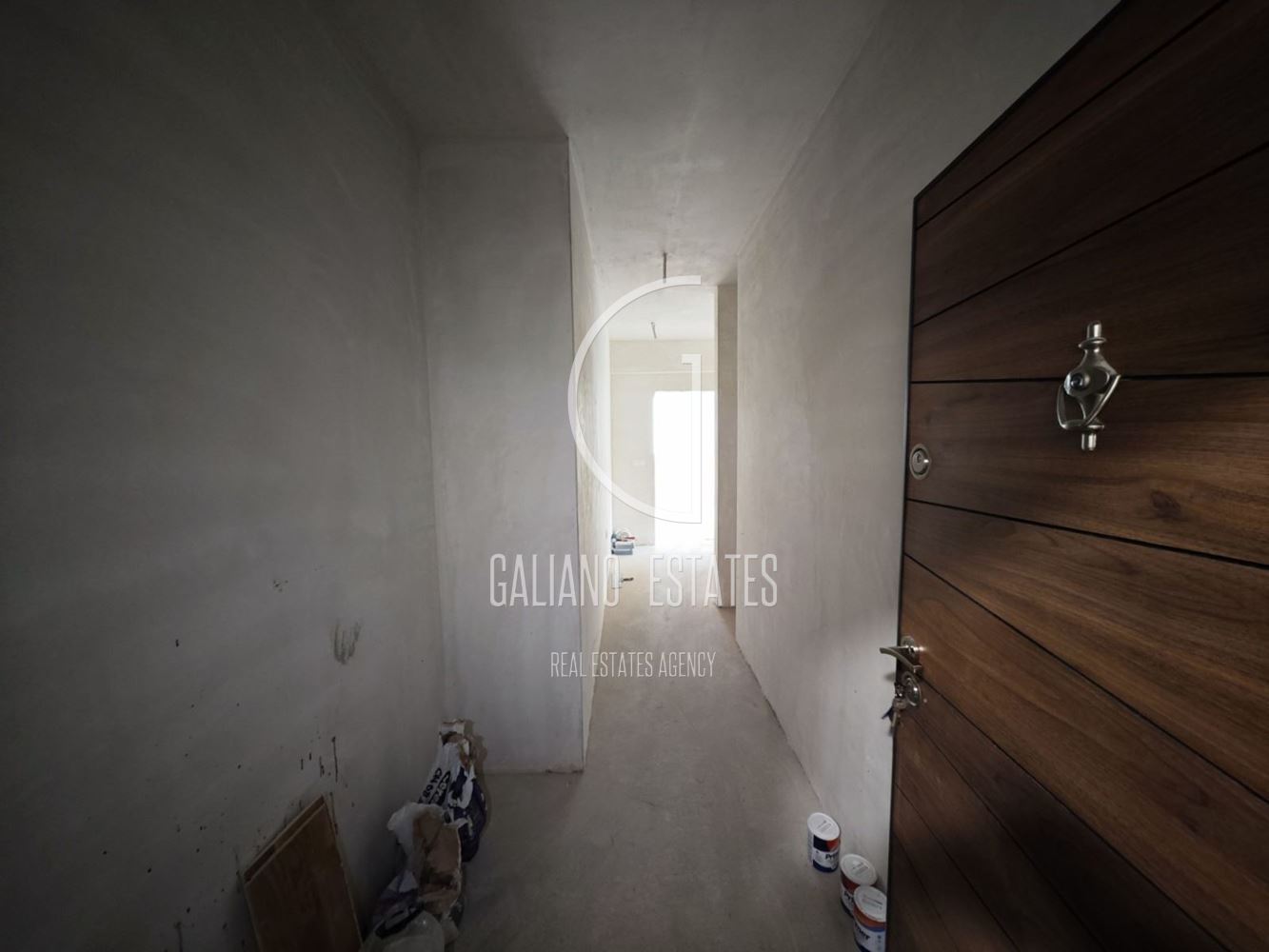 Двустаен апартамент в кв. Малинова Долина - 0