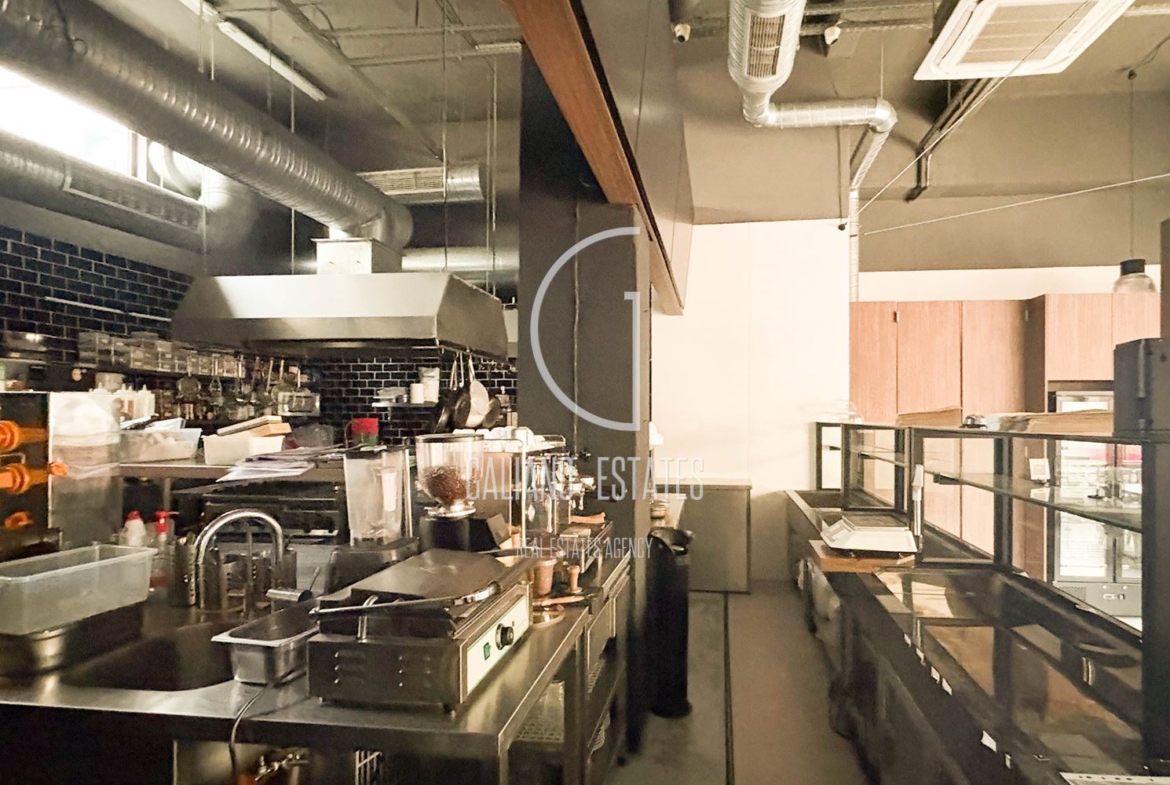 Заведение под наем с топ локация на бул. „Княз Ал. Дондуков“ - 0