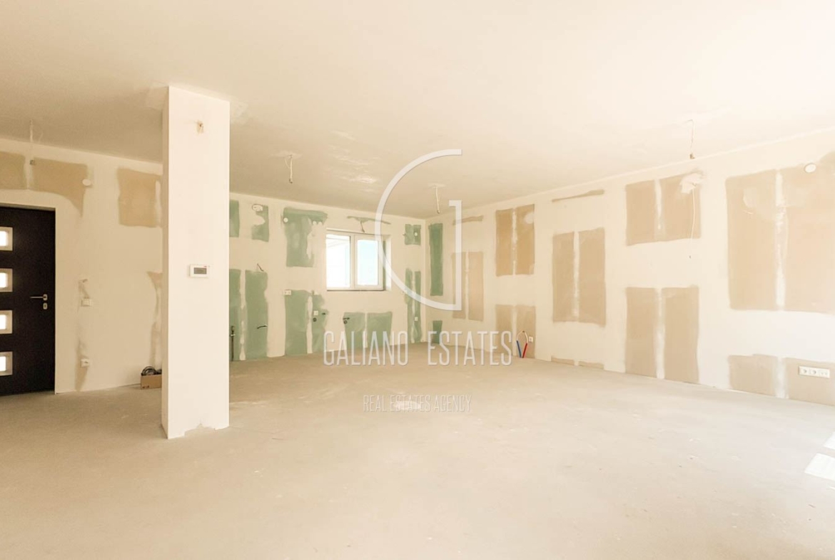 Дом с потенциал в сърцето на Residential Park Lozen - 0