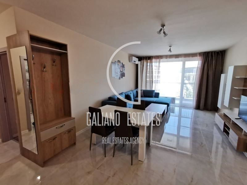 Слънчев двустаен апартамент под наем - 0