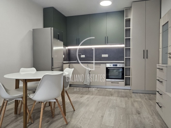 Модерен двустаен апартамент в кв. Полигона - 0