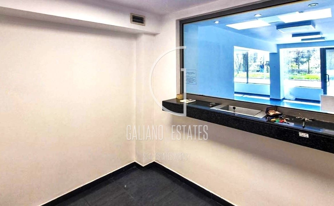 Партерно търговско помещение с 7 м витрина на бул. Евлоги и Христо Георгиеви - 0