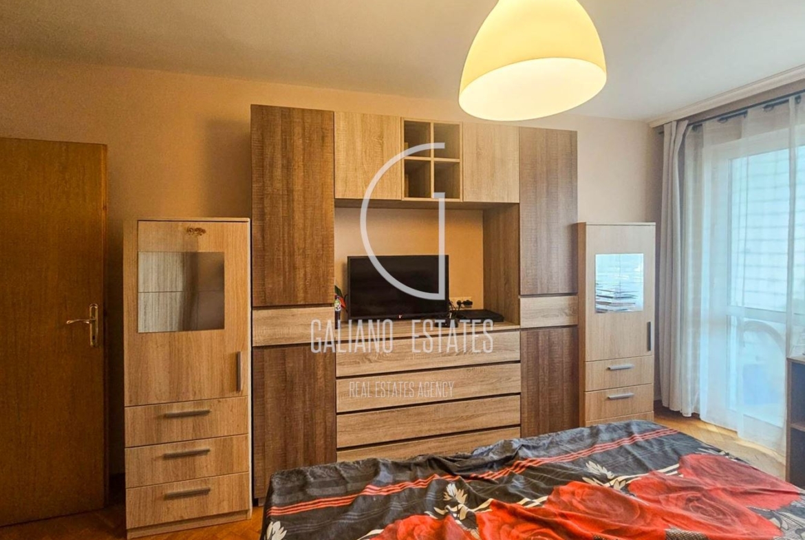 Тристаен апартамент в кв. Хиподрума - 0