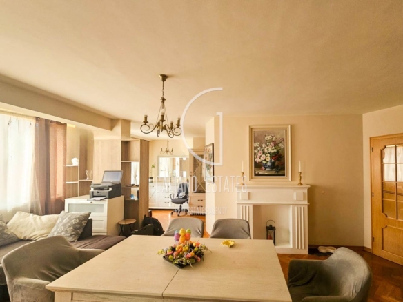 Тристаен апартамент в кв. Хиподрума - 0