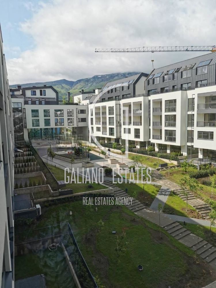 Слънчев двустаен апартамент под наем - 0