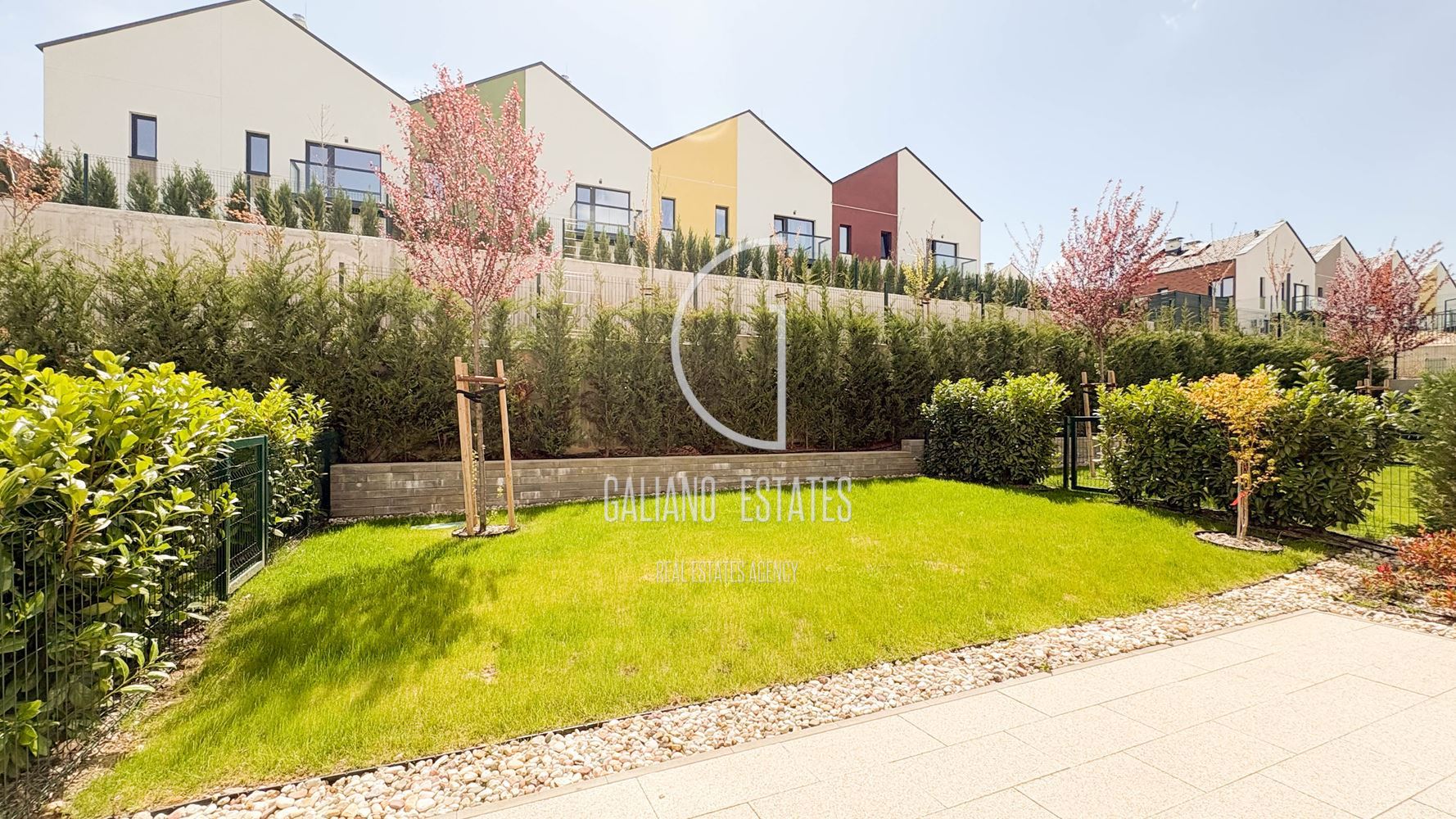 Дом с потенциал в сърцето на Residential Park Lozen - 0