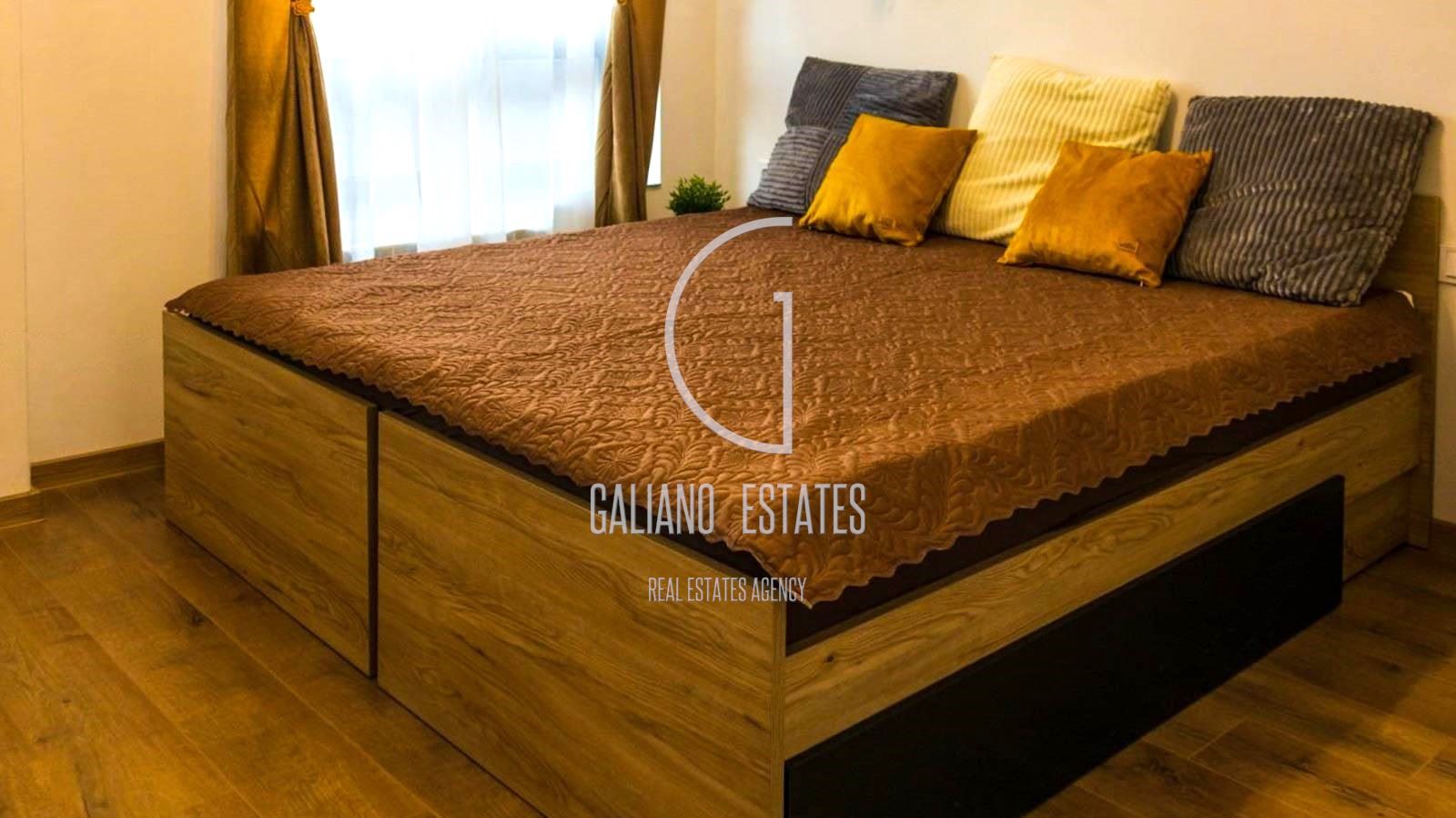 Елегантен тристаен апартамент в ж.к. Изток - 0