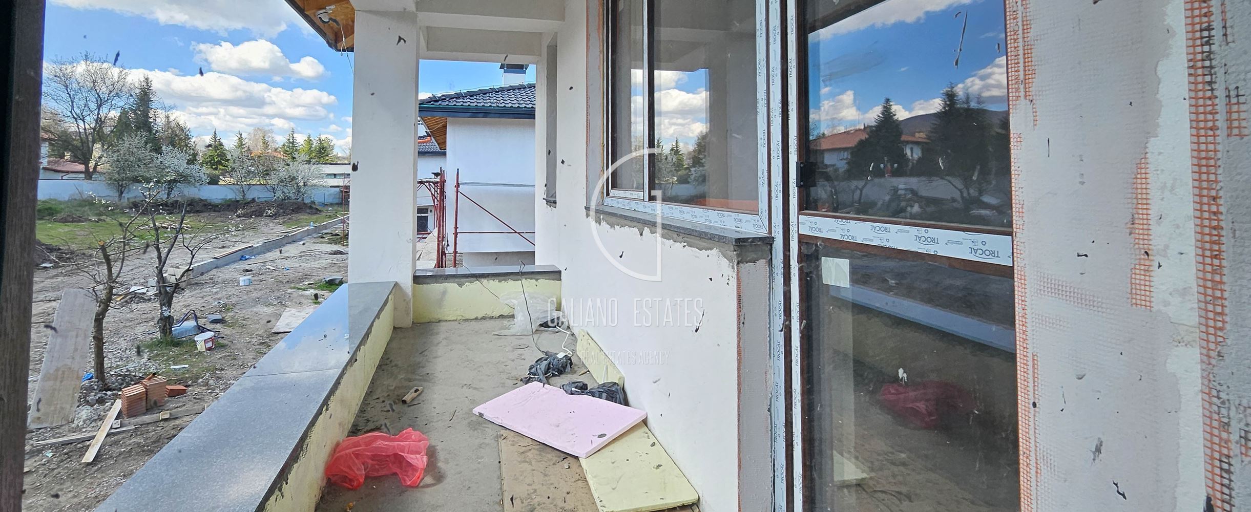 Елегантна еднофамилна къща в гр. Банкя - 0