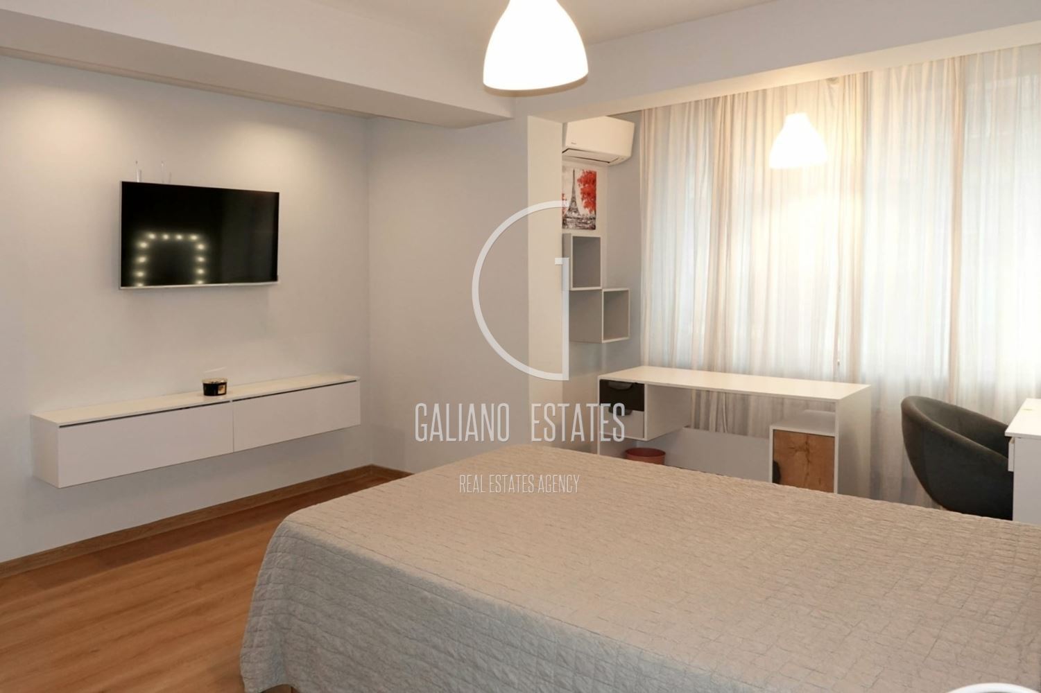 Просторен апартамент в кв.Стрелбище - 0