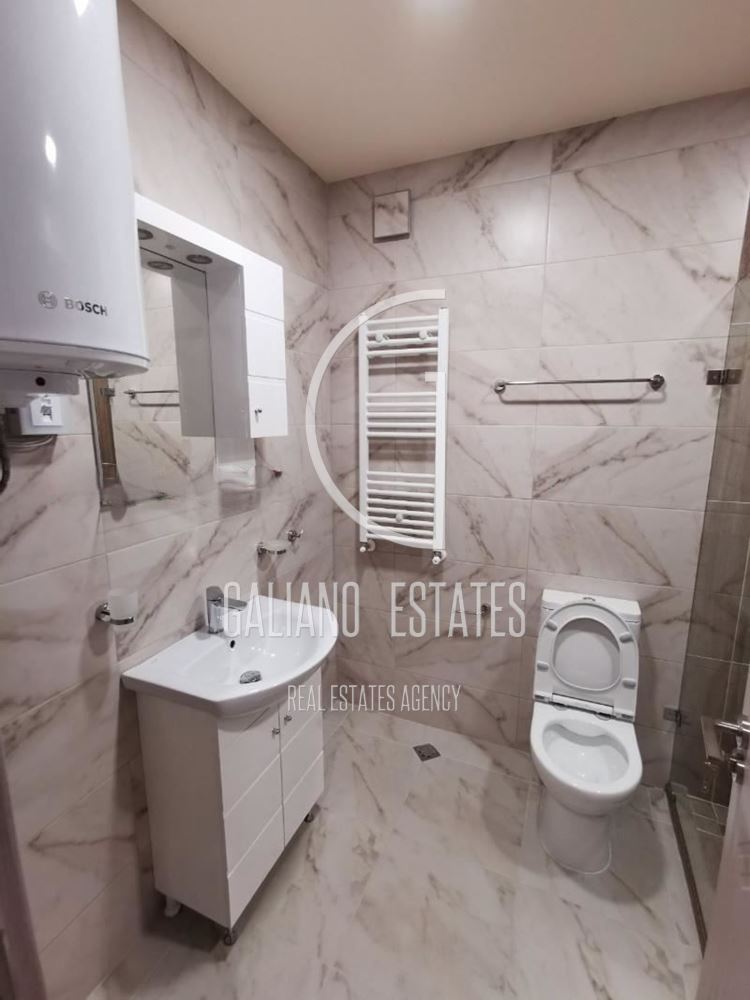 Слънчев двустаен апартамент под наем - 0