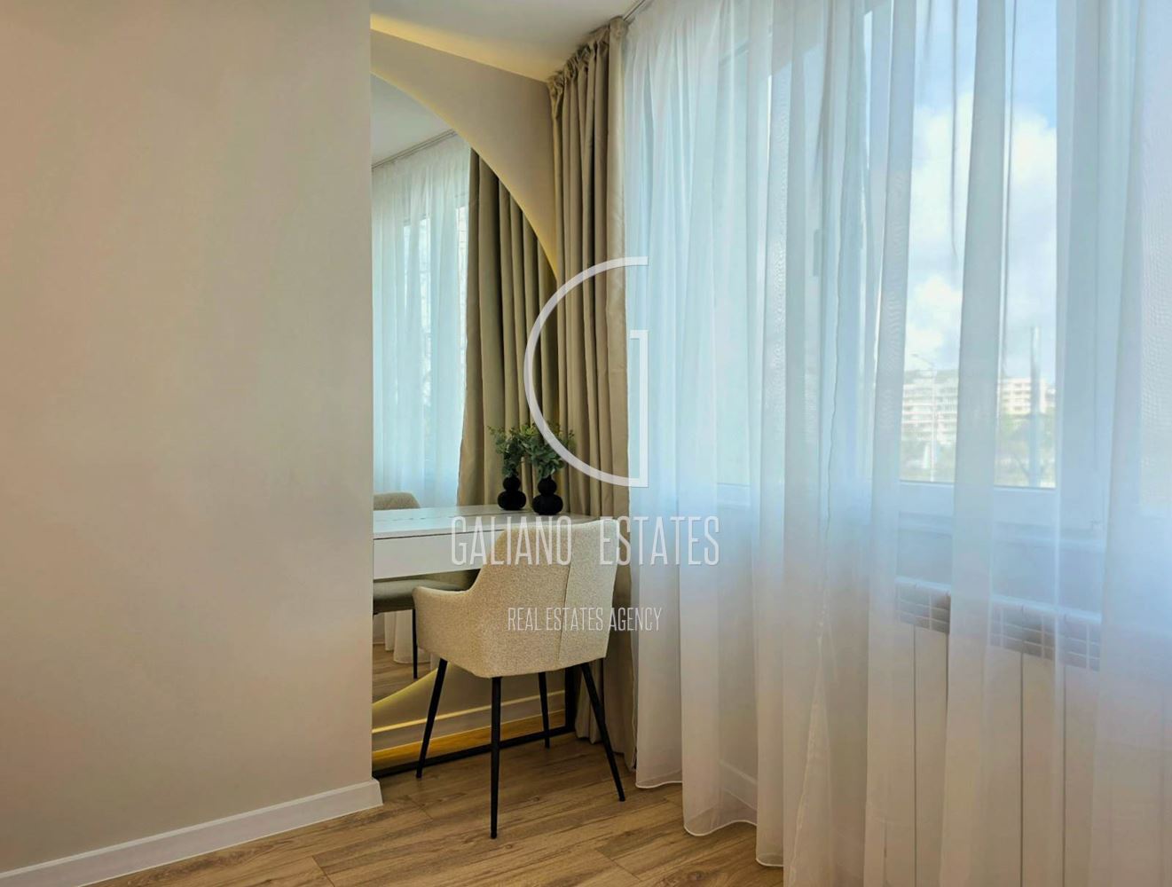 Двустаен апартамент в Медицинска академия - 0