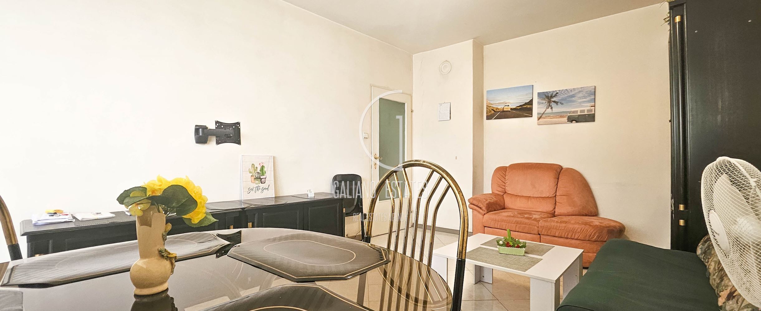 Слънчев двустаен апартамент в жк. "Младост 3" - 0