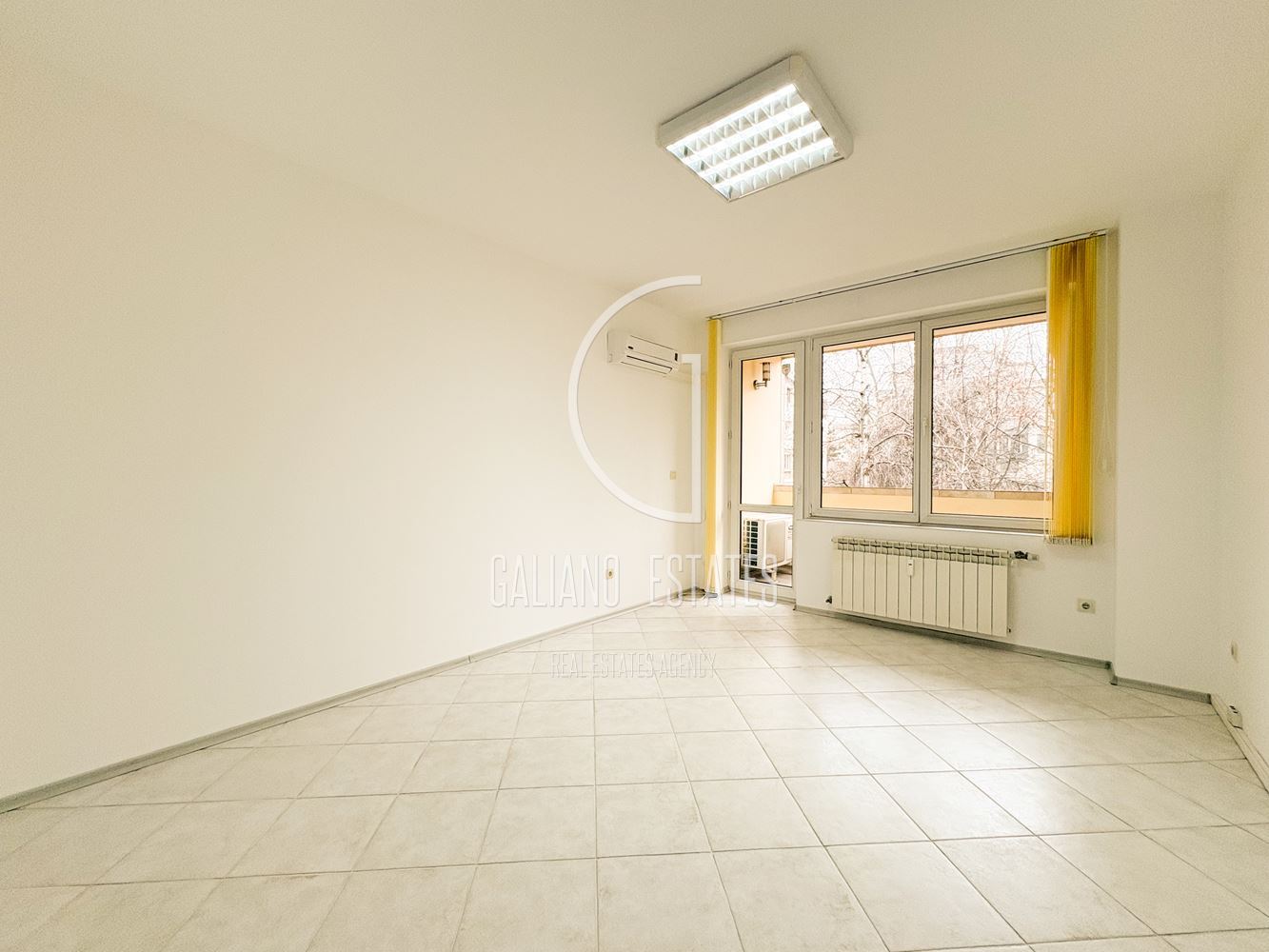 Просторен, светъл офис до метростанция Жулио Кюри - 0