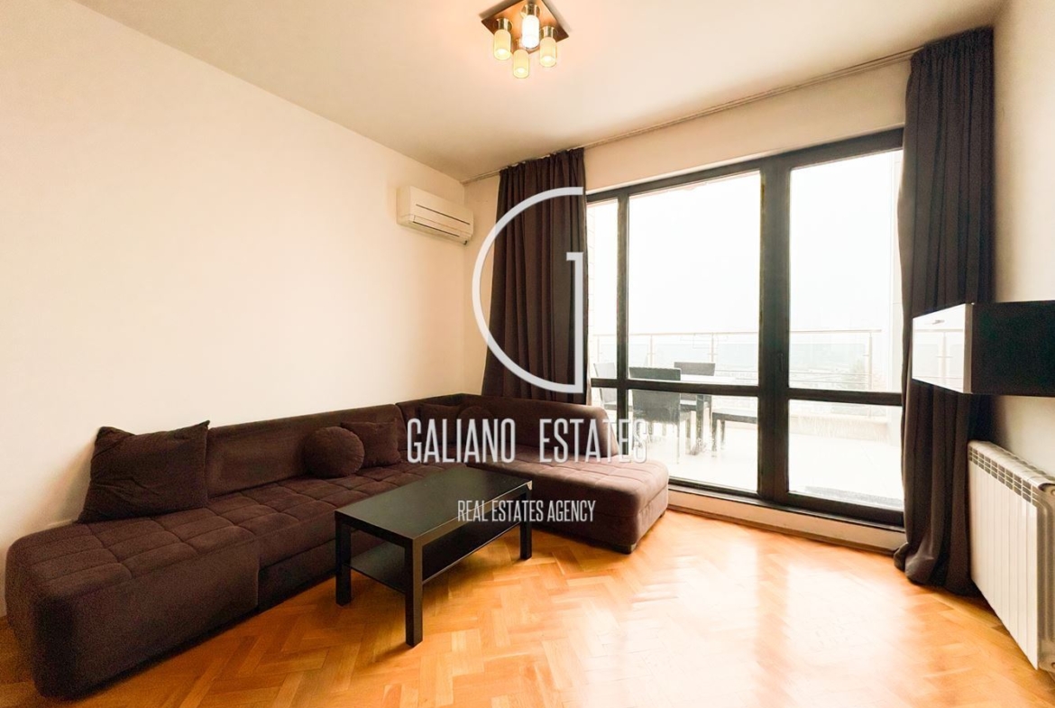 Апартамент с прекрасни тераси и изглед към Витоша в к-с Есте - 0