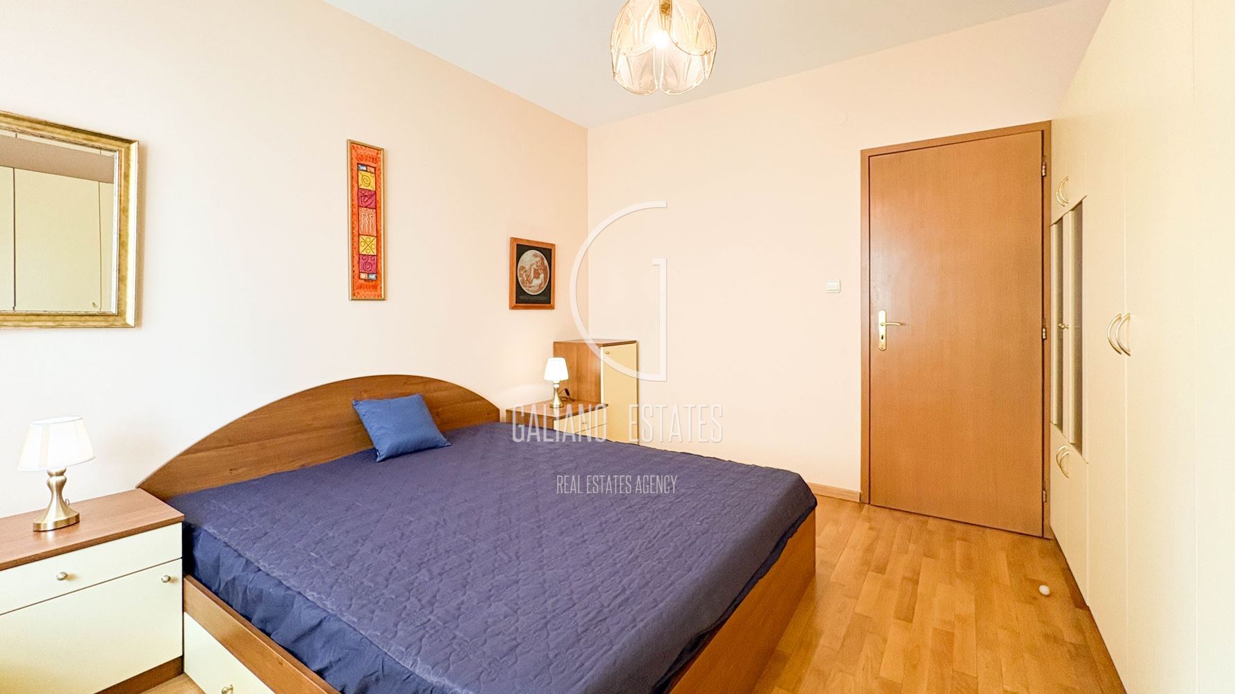 Уютен апартамент до Семинарията - 0