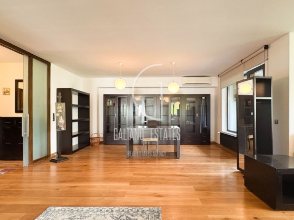 Многостаен апартамент до Южен парк - 0