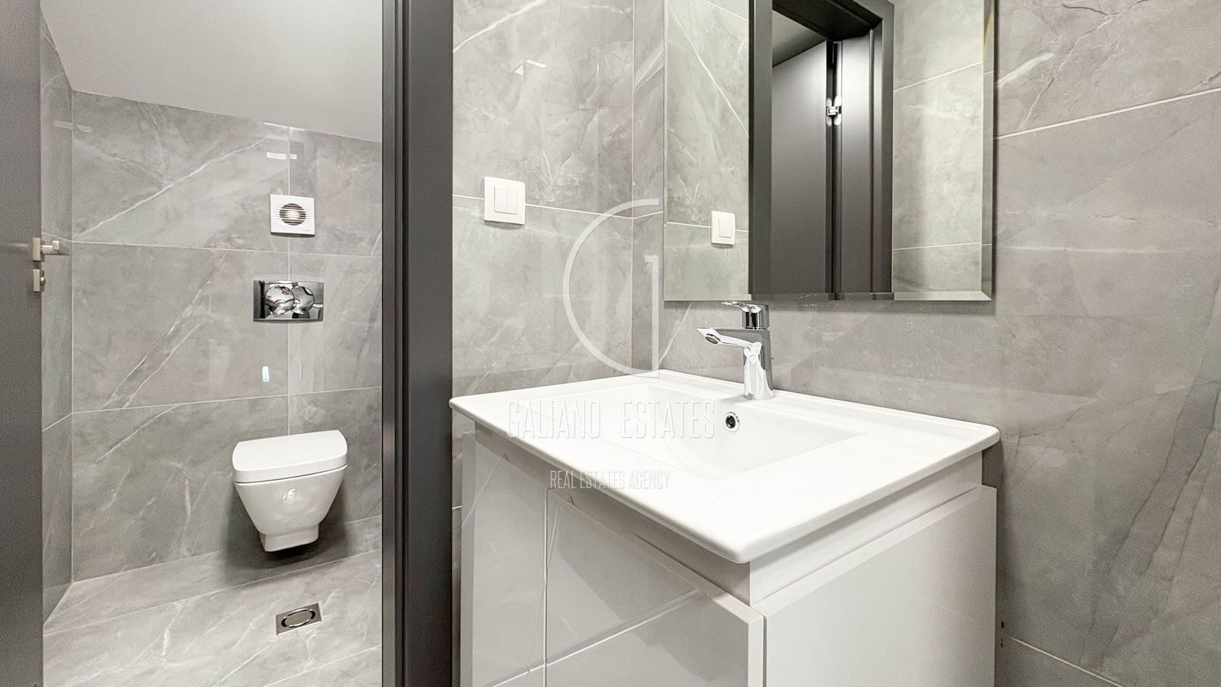 Атрактивен имот със статут на офис до Метростанция Сердика - 0