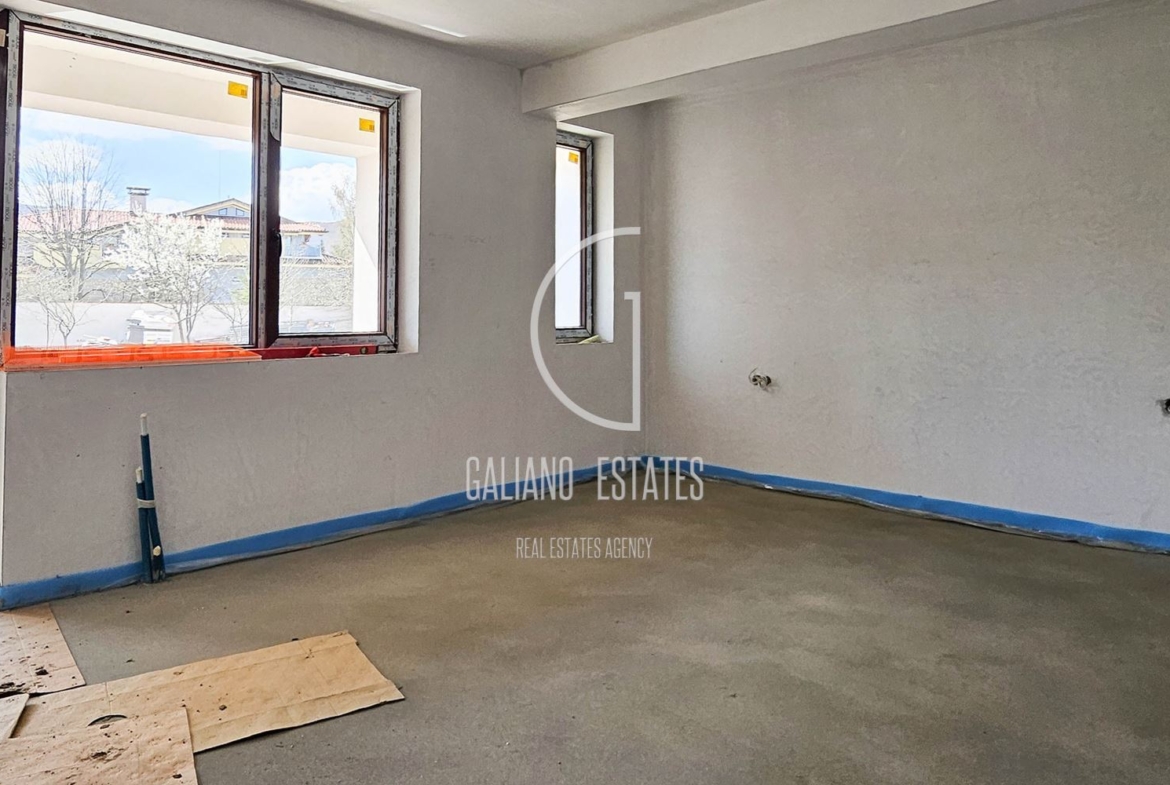 Елегантна еднофамилна къща в гр. Банкя - 0